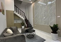-NGUYỄN CHÍ THANH
PHÂN LÔ CÁN BỘ - NGÕ THÔNG - 3 BƯỚC RA Ô TÔ 20m-4t-giá chỉ 3,15tỷ