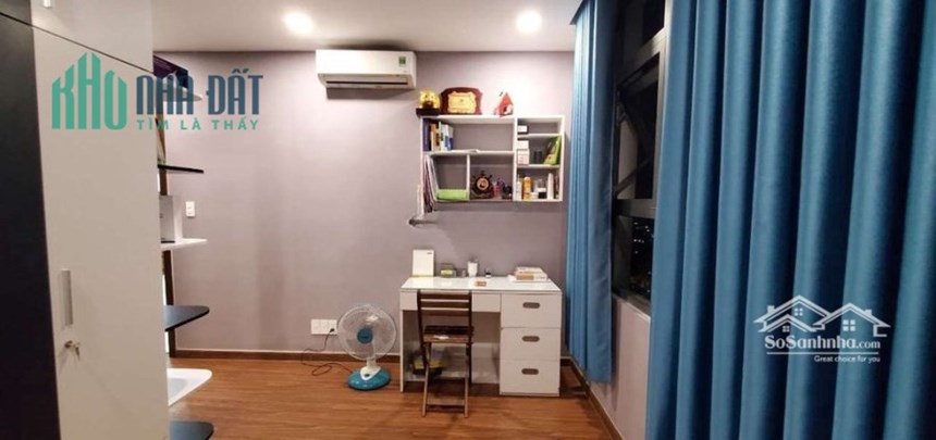 Chính chủ cần bán căn hộ 2PN, 2WC - Chung cư Phú Đông Premier.