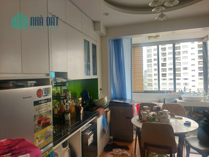 Lô góc Chung cư N03 Trần Quý Kiên 63m 2PN, chỉ 2.98 tỷ, tiện ích nhiều, hiếm nhà bán