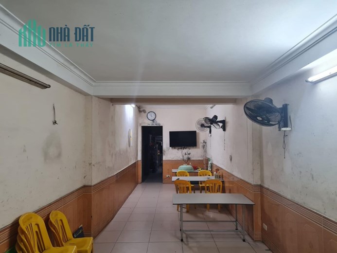 bán nhà mặt phố Long Biên 360/450m, mặt tiền 12m, vỉa hè 7m, full thổ cư
