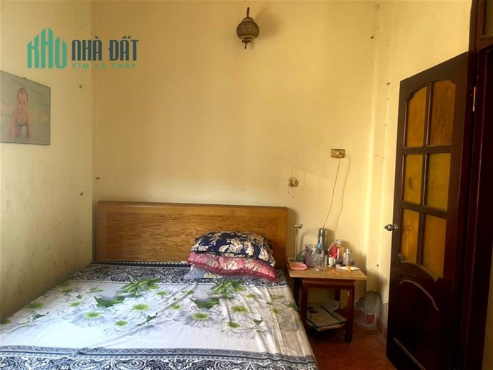 Bán Nhà Phố Hào Nam Quận Đống Đa. 50m Xây 5 Tầng Mặt Tiền 5m Nhỉnh 10 Tỷ. Cam Kết Ảnh Thật Mô Tả