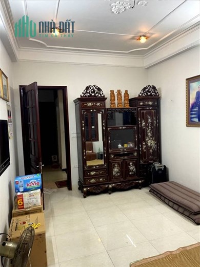 Bán Nhà Phố Hào Nam Quận Đống Đa. 46m Xây 5 Tầng Nhỉnh 15 Tỷ. Cam Kết Ảnh Thật Mô Tả Chính Xác. Chủ