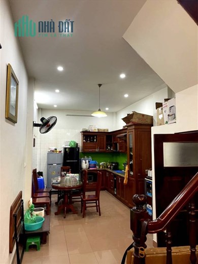 Bán Nhà Phố Hào Nam Quận Đống Đa. 46m Xây 5 Tầng Nhỉnh 15 Tỷ. Cam Kết Ảnh Thật Mô Tả Chính Xác. Chủ
