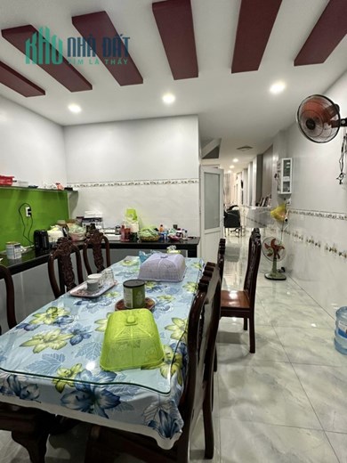 Kẹt bank, bán nhanh nhà mới vào ở ngay, gần Quận 1, xe hơi tới nhà, chỉ 8 tỷ