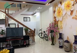 Bán nhà Kiều Sơn, 46m 3 tầng GIÁ 2.5 tỉ ô.tô tận cửa, nhà mới đẹp