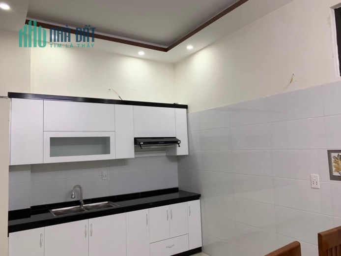 Bán nhà Kiều Sơn, 46m 3 tầng GIÁ 2.5 tỉ ô.tô tận cửa, nhà mới đẹp