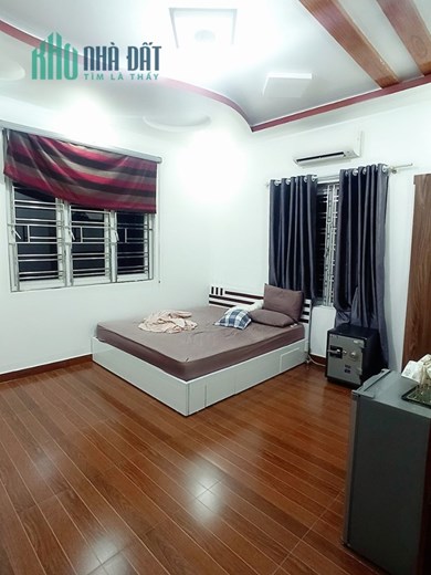 Bán nhà mặt ngõ Ngô Gia Tự thông Trung Hành, 47m 4 tầng GIÁ 2.9 tỉ ô.tô đỗ cửa