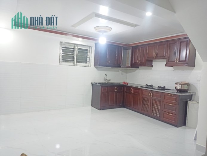 Bán nhà mặt ngõ Ngô Gia Tự thông Trung Hành, 47m 4 tầng GIÁ 2.9 tỉ ô.tô đỗ cửa