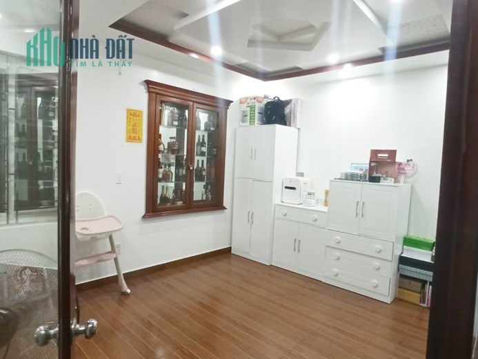 Bán nhà mặt ngõ Ngô Gia Tự thông Trung Hành, 47m 4 tầng GIÁ 2.9 tỉ ô.tô đỗ cửa