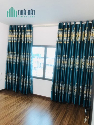 💥ĐẸP QUÁ💥Tập thể Nghĩa Tân - Tô Hiệu 110m, 3PN, về ở ngay, nhỉnh 2 tỷ