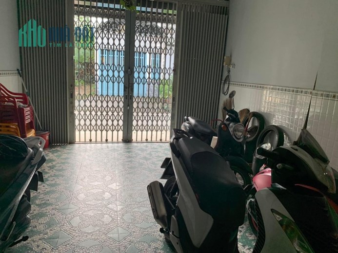 VIP CÓ 102 - CƯ XÁ PHÚ LÂM - HXH 3.4 TỶ - SÁT MT HẬU GIANG - KHÔNG QUY HOẠCH LỘ GIỚI .
