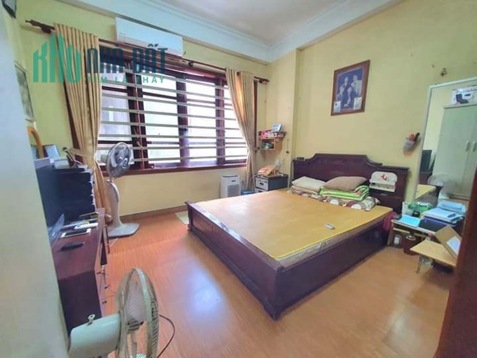 Bán Nhà Mặt Phố Hoa Bằng 63/67m2 x 5 tầng, 4 phòng ngủ đầy đủ công năng+1 của hàng kinh doanh, giá