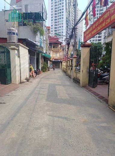 Bán Nhà Cấp 4 Xuân Đỉnh 50m2, mặt tiền 4m, khách mua đầu tư xây 5-6 tầng ở sướng, mặt ngõ ô tô