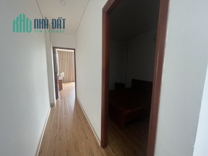 ► Nhà đường 5.5m cách Điện Biên Phủ 50m, 56m2, 4 tầng KD