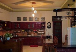 CẦN THANH KHOẢN NGAY NHÀ 3 TẦNG, NỘI THẤT GỖ XIN, GẦN BIỂN PHẠM VĂN ĐỒNG.