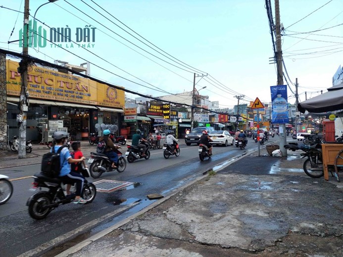 Bán Nhà Gần Phạm Văn Đồng Linh Trung Thủ Đức 70m2, 4 Tầng Đúc, 3PN HXH Chỉ Nhỉnh 7 Tỷ Full Nội Thất.