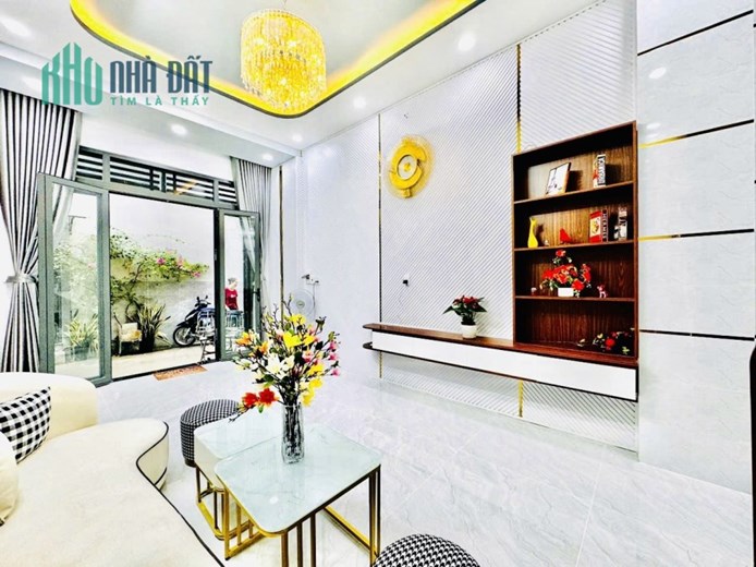 Vị trí Thống Nhất - P.11 - Gò Vấp -  3.5m x 11m (vuông) 
Xây dựng 1 trệt 2 lầu sân thượng - 4 tỷ
