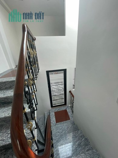 Gần Phố  , Nguyễn thị Đinh , 40 m2 giá 4.5 tỷ .ở Sướng