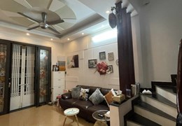 TUYỆT PHẨM KIM MÃ NGUYỄN THÁI HỌC, 1 NHÀ RA PHỐ, NỞ HẬU – 5 tầng 35m MT4m chỉ  6.8 tỷ
