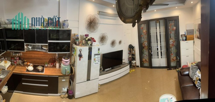 TUYỆT PHẨM KIM MÃ NGUYỄN THÁI HỌC, 1 NHÀ RA PHỐ, NỞ HẬU – 5 tầng 35m MT4m chỉ  6.8 tỷ
