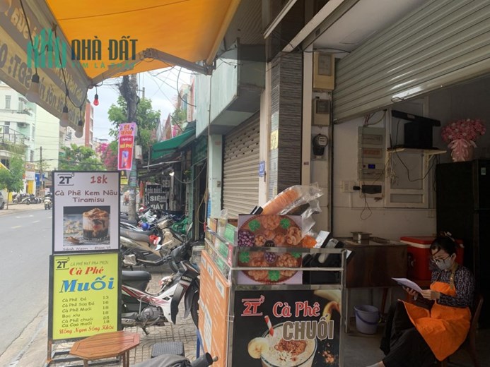 Quận Tân Phú ! Sang MB có 8 tr vị trí đẹp Kinh doanh mọi ngành nghề, Tel : 0867685352