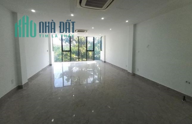Mình có Nhà cần bán ở Xuân Thủy, Cầu Giấy 60mm2, giá 13,8 tỷ.