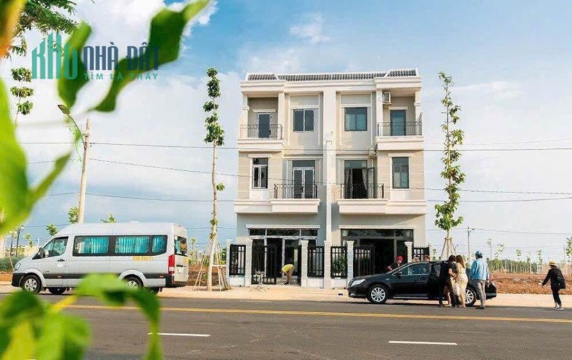 Bán Nhanh căn shophouse vị trí đắc địa ngay TTTP Đồng Xoài