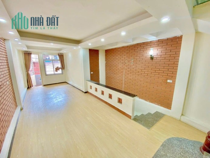 BÁN NHÀ XUÂN ĐỈNH 45M2*5T NGÕ OTO, NHÀ DÂN TỰ XÂY MỚI ĐẸP Ở NGAY , GIÁ 4.4 TỶ