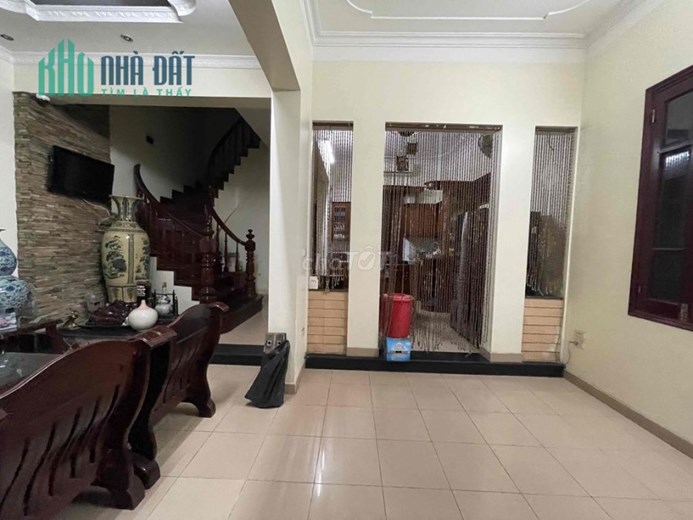 Chính chủ cần cho thuê nhà mặt đường Chiến thắng, Phường Văn Quán, Quận Hà Đông, Hà Nội