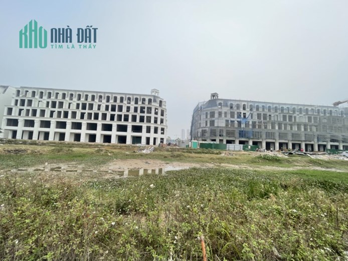 Cần bán lô đất dịch vụ Di Trạch Hoài Đức Hà Nội. 72m2. Đường 30 mét. Giáp KĐT Kim Chung, Di Trạch