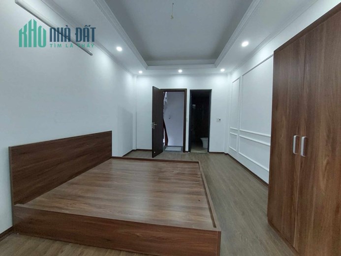 CHO THUÊ NHÀ HGĐ, VP, Ở NHÓM, 35m2, 5T, 3N, ĐỦ ĐỒ.....GẦN Ô TÔ. CỔ NHUẾ.