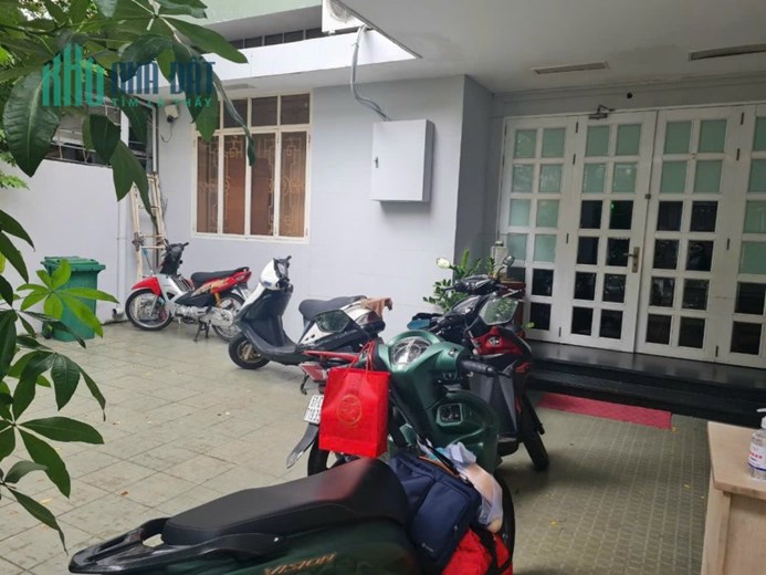 👉 CHO THUÊ NHÀ MẶT TIỀN QUẬN 1 - KINH DOANH ĐA NGÀNH (LÀM CÔNG TY, DỊCH VỤ SPA, BIDA HOẶC CĂN HỘ
