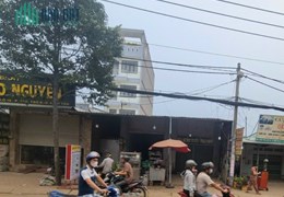 Bán nhà mặt tiền đường Tỉnh Lộ 10 Bình Tân 4x30 đang buôn bán gần chợ,UB phường Tân Tạo.