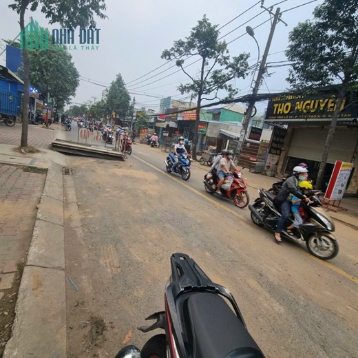 Bán nhà mặt tiền đường Tỉnh Lộ 10 Bình Tân 4x30 đang buôn bán gần chợ,UB phường Tân Tạo.
