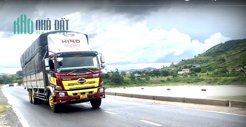 ĐẤT  ĐẸP  – GIÁ TỐT- CHÍNH  CHỦ  BÁN NHANH LÔ ĐẤT  MẶT TIỀN  Tại Đường ĐT  725, Xã Gia Lâm, Lâm Hà