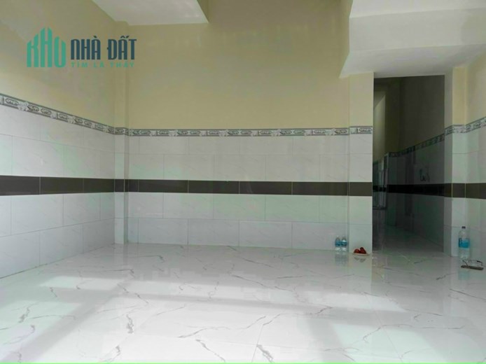 CẦN  BÁN  NHANH NHÀ  2 MẶT TIỀN HẺM 2/4 , P .VẠN THẮNG , NHA TRANG GIÁ 2 TỶ250 TRIỆU