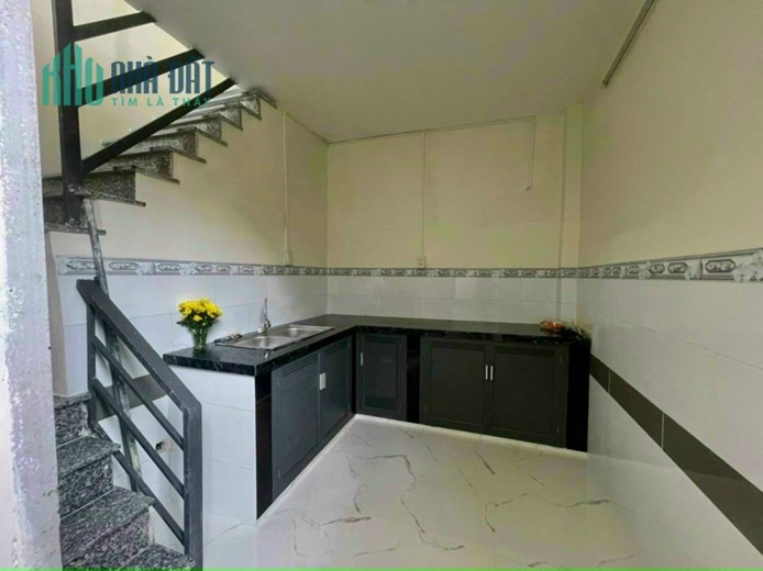 CẦN  BÁN  NHANH NHÀ  2 MẶT TIỀN HẺM 2/4 , P .VẠN THẮNG , NHA TRANG GIÁ 2 TỶ250 TRIỆU