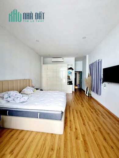 Bán Nhà Mặt Tiền Nguyễn Minh Hoàng, Tân Bình, 80m2, 4 Tầng, Dòng Tiền 25tr, Nhỉnh 15 Tỷ TL.