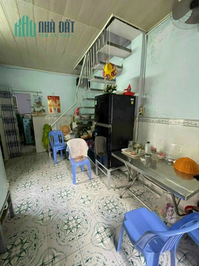 Bán nhà 2 tầng hẻm Đồng Nai tp Nha Trang . Giá 1 Tỷ 150 Triệu