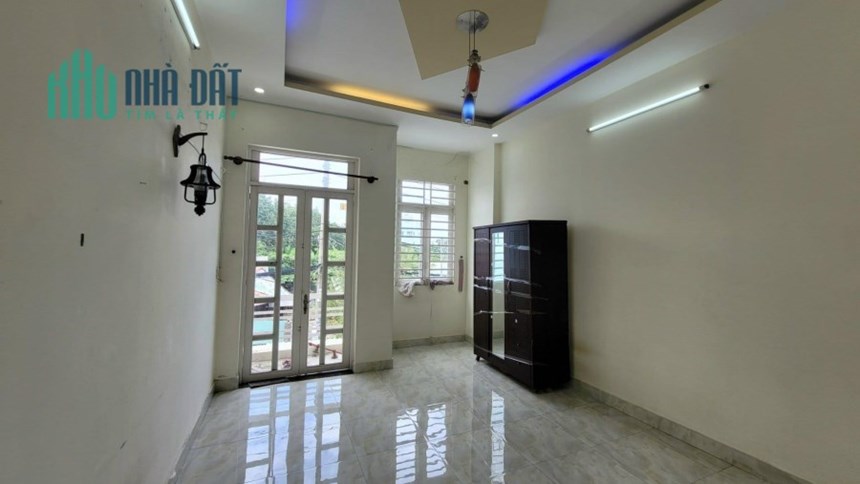 Bán Nhà 2 Tầng Đẹp Đường Xe Tải Chỉ 3 Tỷ 270 Triệu Hóc Môn