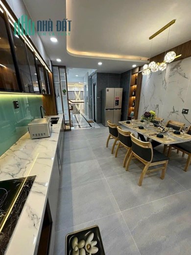 Bán gấp nhà Hẻm đẹp hẻm 8m Hoàng Hoa Thám, p12, Tân Bình,