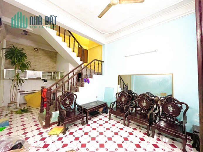 NGÕ 211 KHƯƠNG TRUNG - 40M2 X 4 TẦNG - MT 4.3M - 10M RA ĐƯỜNG ÔTÔ - CHỈ HƠN 4 TỶ