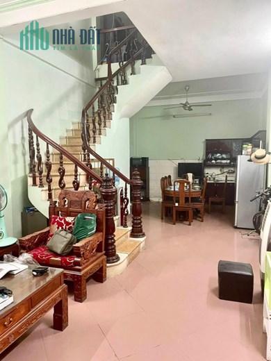Kinh doanh, gần ô tô , gần cv Cầu Giấy , 55m2 giá 7 tỷ 8 ,mua bán nhà riêng Nguyễn Khang Cầu Giấy