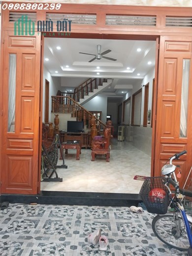 Cho thuê nhà nguyên căn 1 trệt lửng 2 lầu tại Phan Huy Ích quẹo vô, phường 15, quận Tân Bình