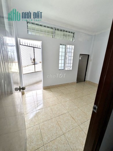 Nhà 2 tầng hẻm xe hơi Lê Đức Thọ, 2PN, 8 triệu/th