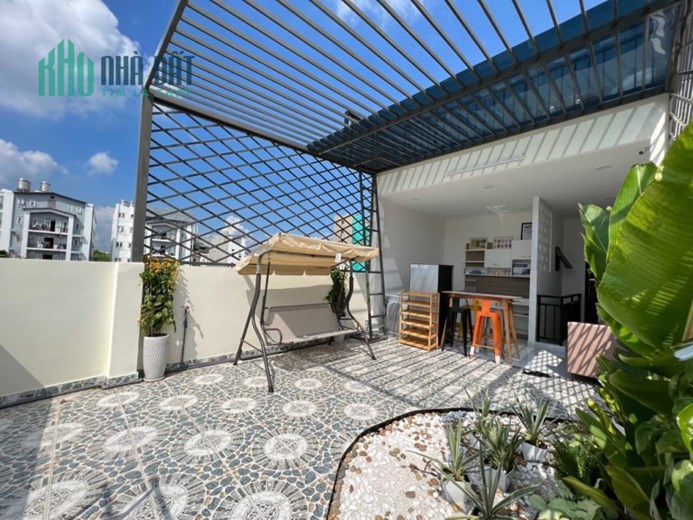 BÁN GẤP CHDV ĐƯỜNG NGUYỄN THỊ THẬP, 115M2, 3 TẦNG CHỈ 8 TỶ NHỈNH