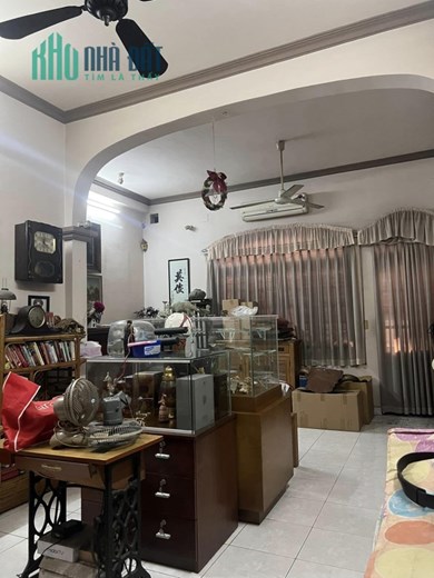Vị Trí Đắc Địa, Cần Bấn Gấp Căn Nhà, 4 Tầng, 83.5M2 MT Nguyễn Thái Sơn. NGANG 5, ( NỞ HẬU )