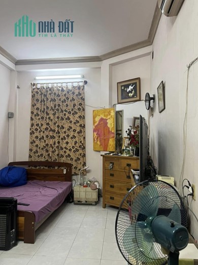 Vị Trí Đắc Địa, Cần Bấn Gấp Căn Nhà, 4 Tầng, 83.5M2 MT Nguyễn Thái Sơn. NGANG 5, ( NỞ HẬU )