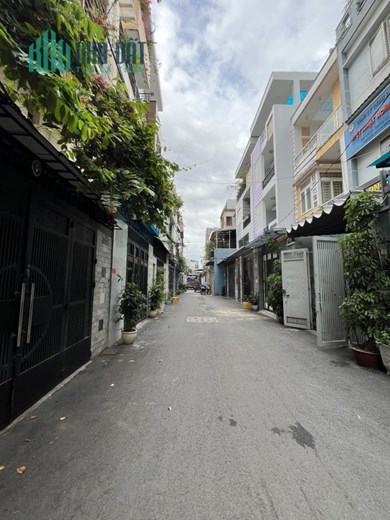 Bán Nhà Dương Quảng Hàm Gò Vấp 80m2 Hẻm Xe Hơi Ngủ Trong Nhà 7 Tỷ
