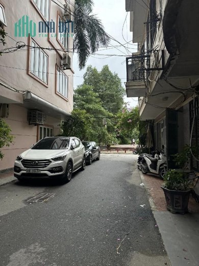TRẦN QUANG DIỆU
PHÂN LÔ - Ô TÔ TRÁNH - CHỦ TẶNG TOÀN BỘ NỘI THẤT.-42m-5t-mt 4.6 -giá chỉ 15tỷ